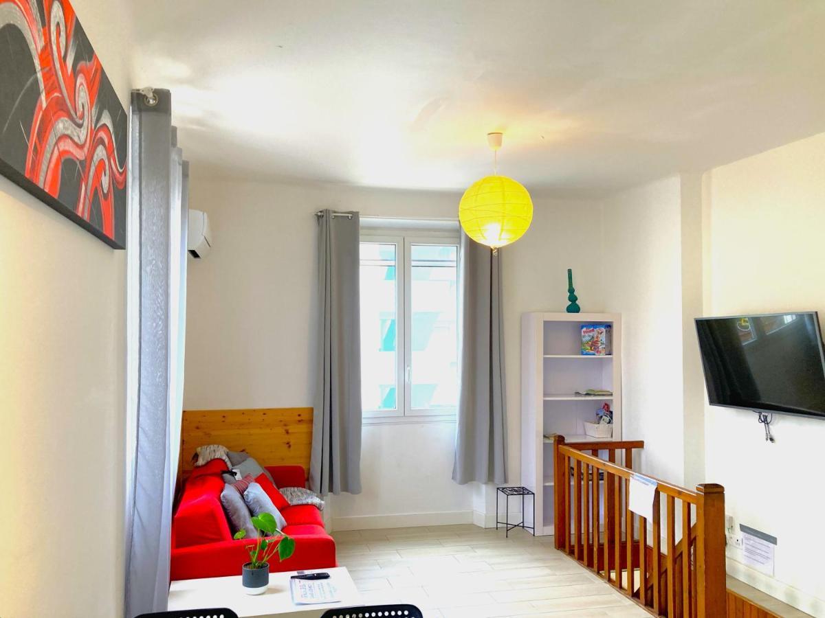 Blue Summer Vibes Duplex Studio For 4P, Ac, Sea View, Parking, Beach At 50M, Spa Access -3 ลาซิโอตาต์ ภายนอก รูปภาพ