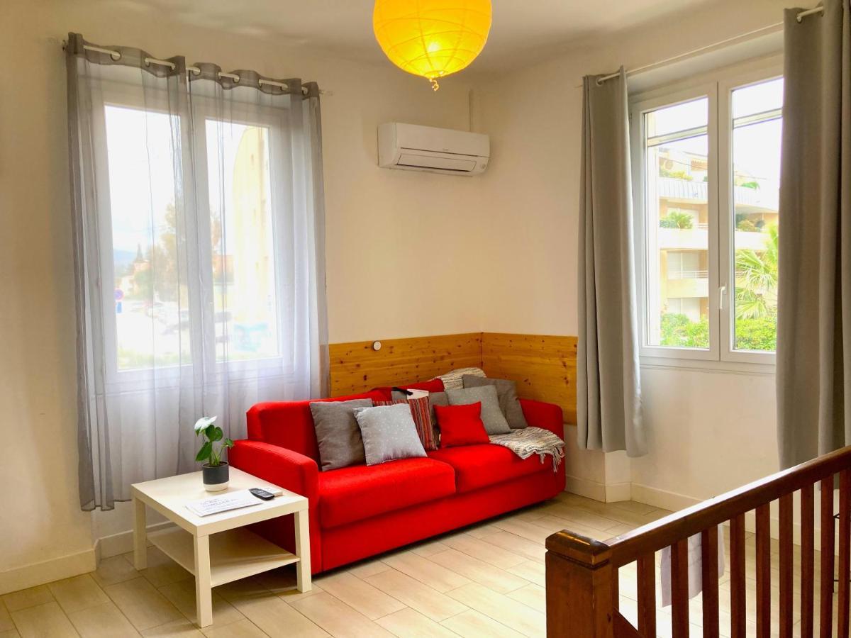 Blue Summer Vibes Duplex Studio For 4P, Ac, Sea View, Parking, Beach At 50M, Spa Access -3 ลาซิโอตาต์ ภายนอก รูปภาพ